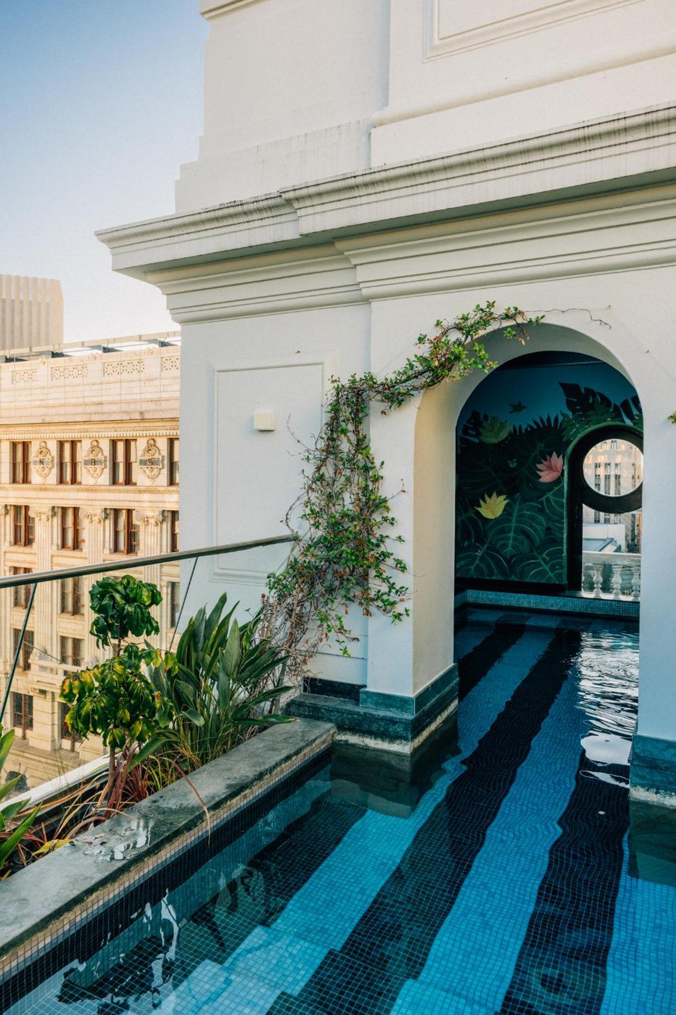 Gorgeous George By Design ™ Hotel 5*